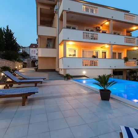 Apartments With Pool Ivana Krk Krk Town Exterior photo
