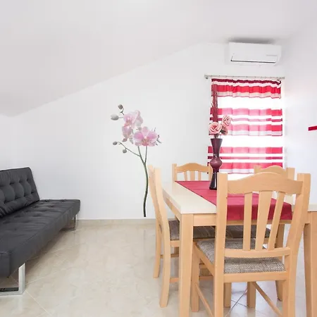 Apartments With Pool Ivana Krk Krk Town Exterior photo