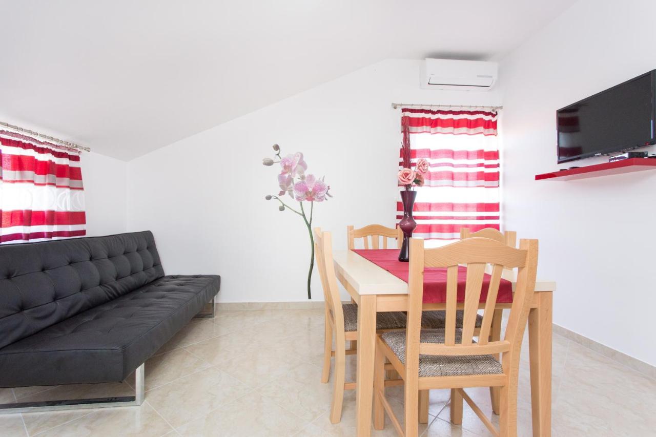 Apartment With Pool Ivana Krk Krk Town